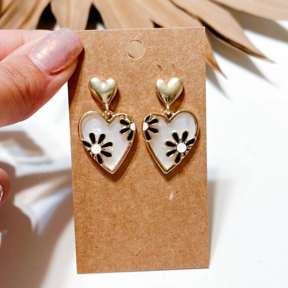 Anthropologie Jewelry - Gold heart dangle earrings #200